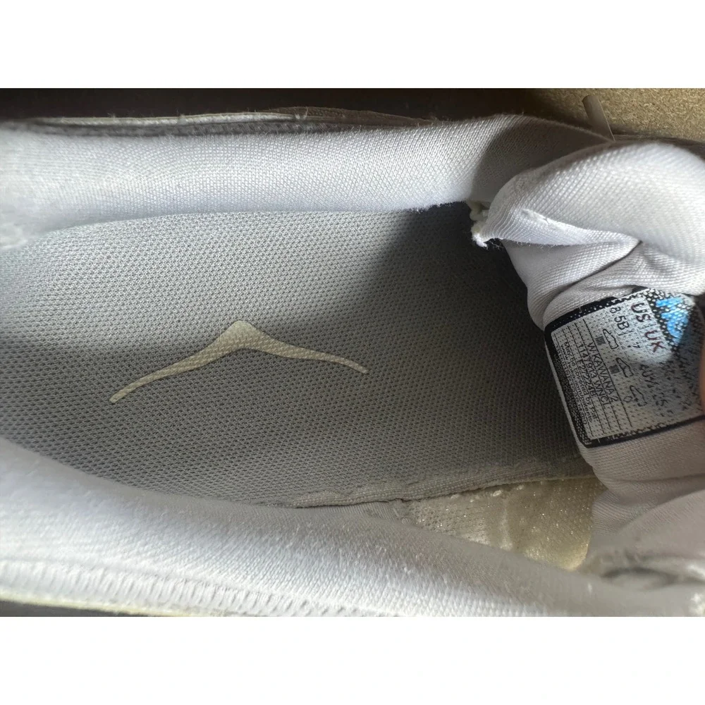 Hoka Kawana 2 White Gum Road Running Shoes Womens 8.5 1147913-WNG
